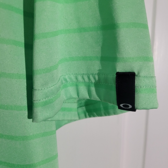 Oakley Golf Polo - Picture 4 of 4